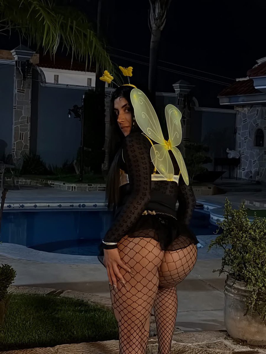 LadyYeska_'s tweet photo. Fotos nuevas ❤️‍🔥 https://t.co/R8SnKAHCqR https://t.co/z7ZCnT4ZVJ