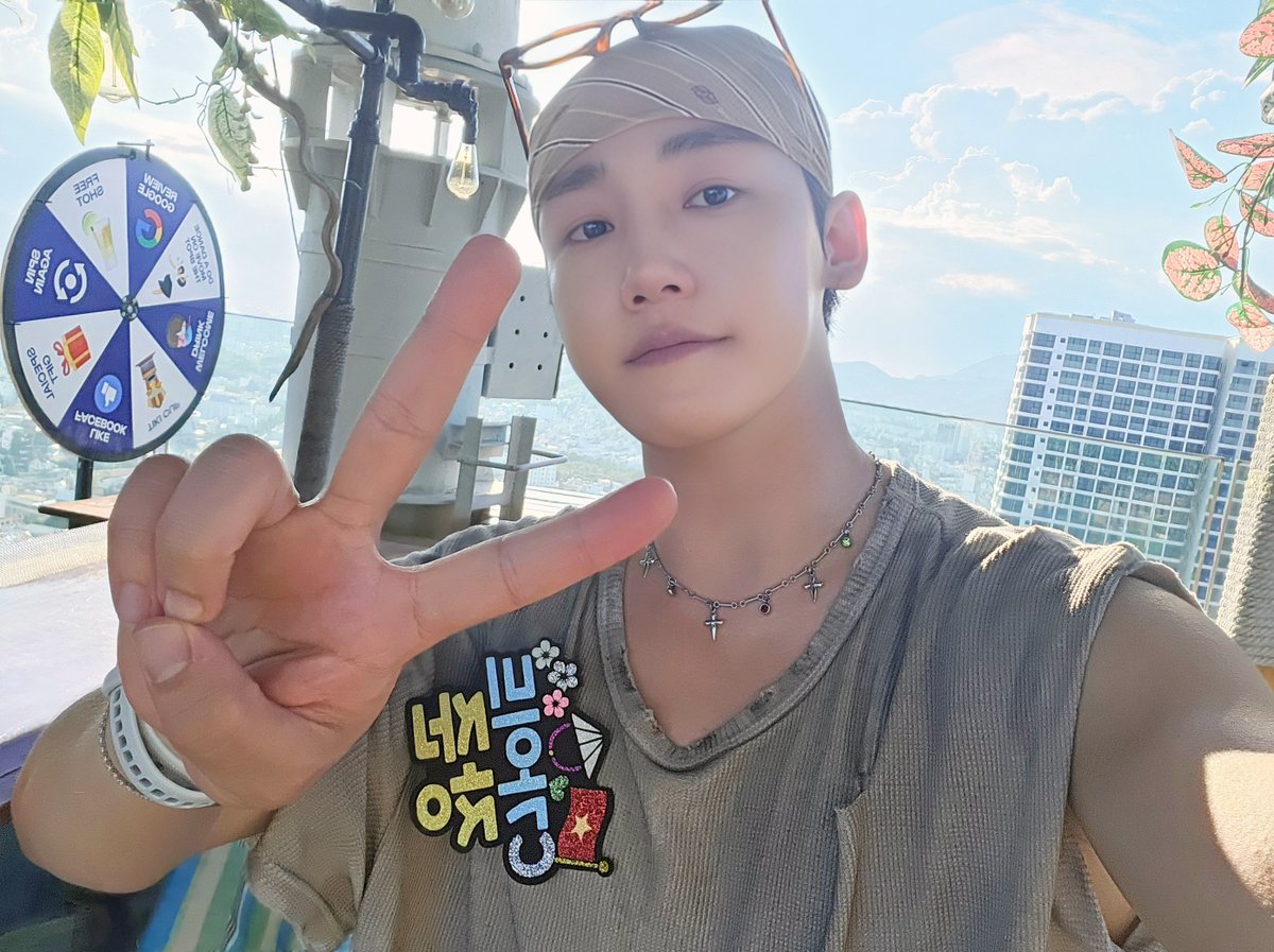 GoldenChild's tweet photo. [📸] 260929 2026 ABC TOUR IN Nha Trang

#GoldenChild #골든차일드 #GNCD
#이장준 #LEEJANGJUN https://t.co/EeWutTR8JS