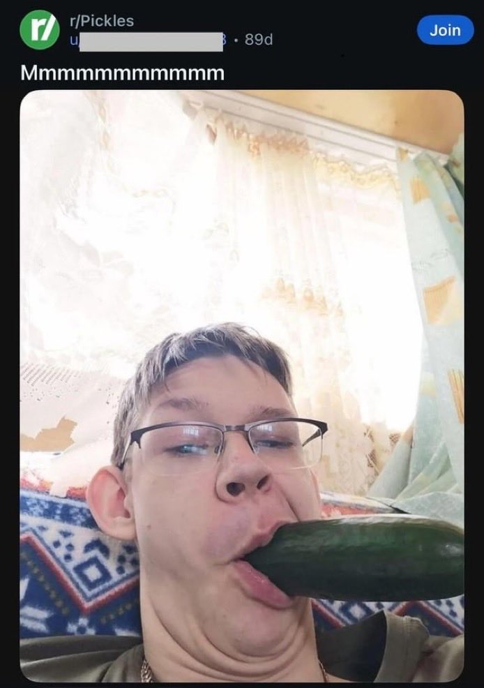 Reionypv5's tweet photo. @RealDrunkenmage @RedAlpha10106 @Agera_pizza How bro felt after saying that https://t.co/Nt9f2ptOVC