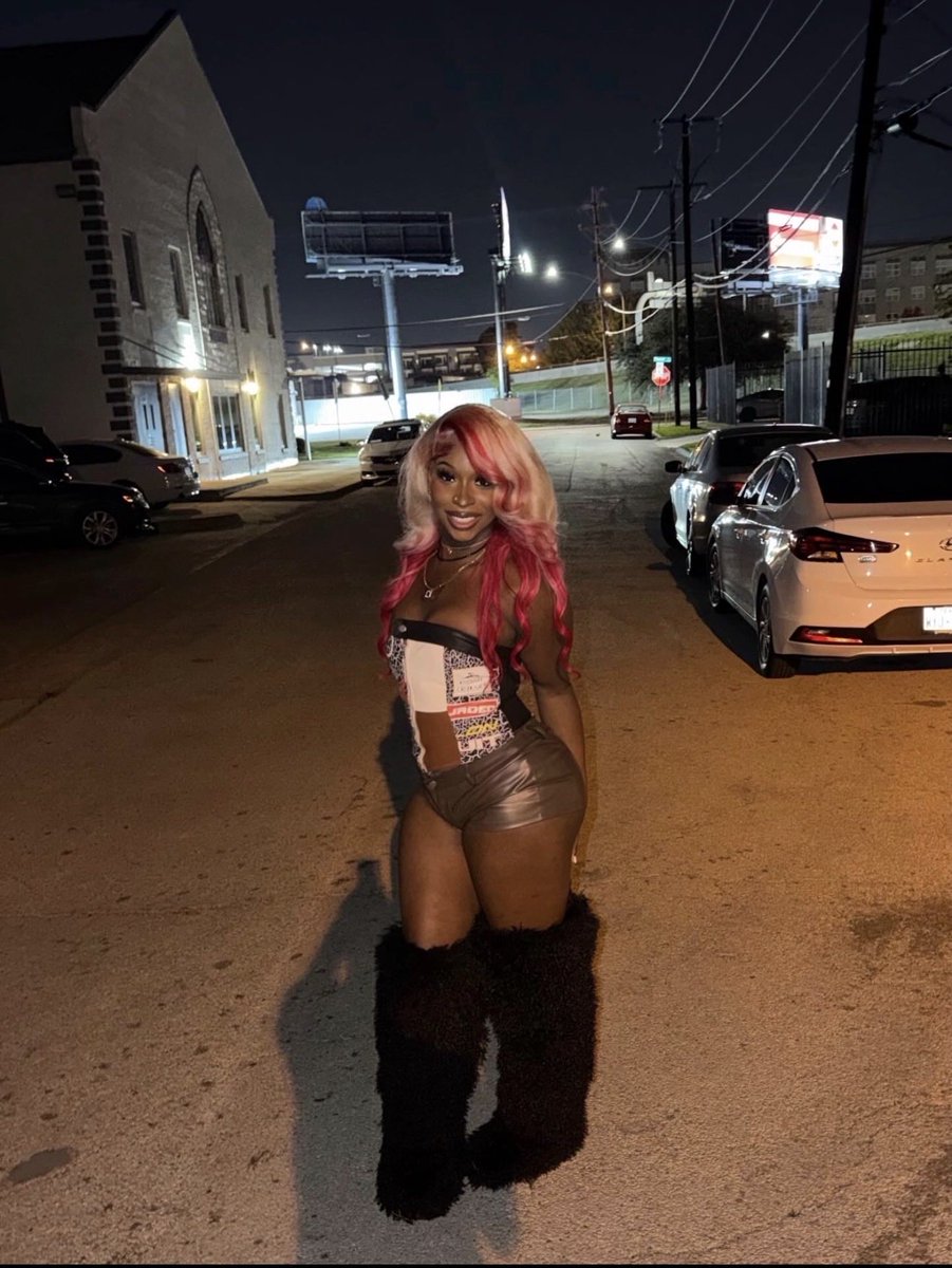 TsBrattRose's tweet photo. Cute inna face heavy on the backside 🙂‍↔️ https://t.co/yzkVTAFE3e