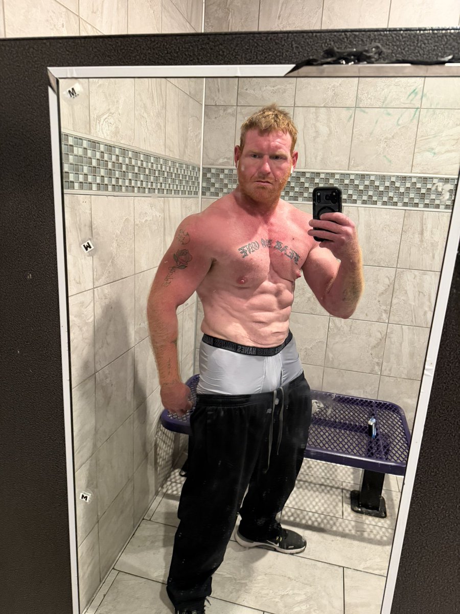 Maszaroth's tweet photo. LFG!!!   
#Maszaroth #Gymflex #Gym https://t.co/MWDiBxq8nb