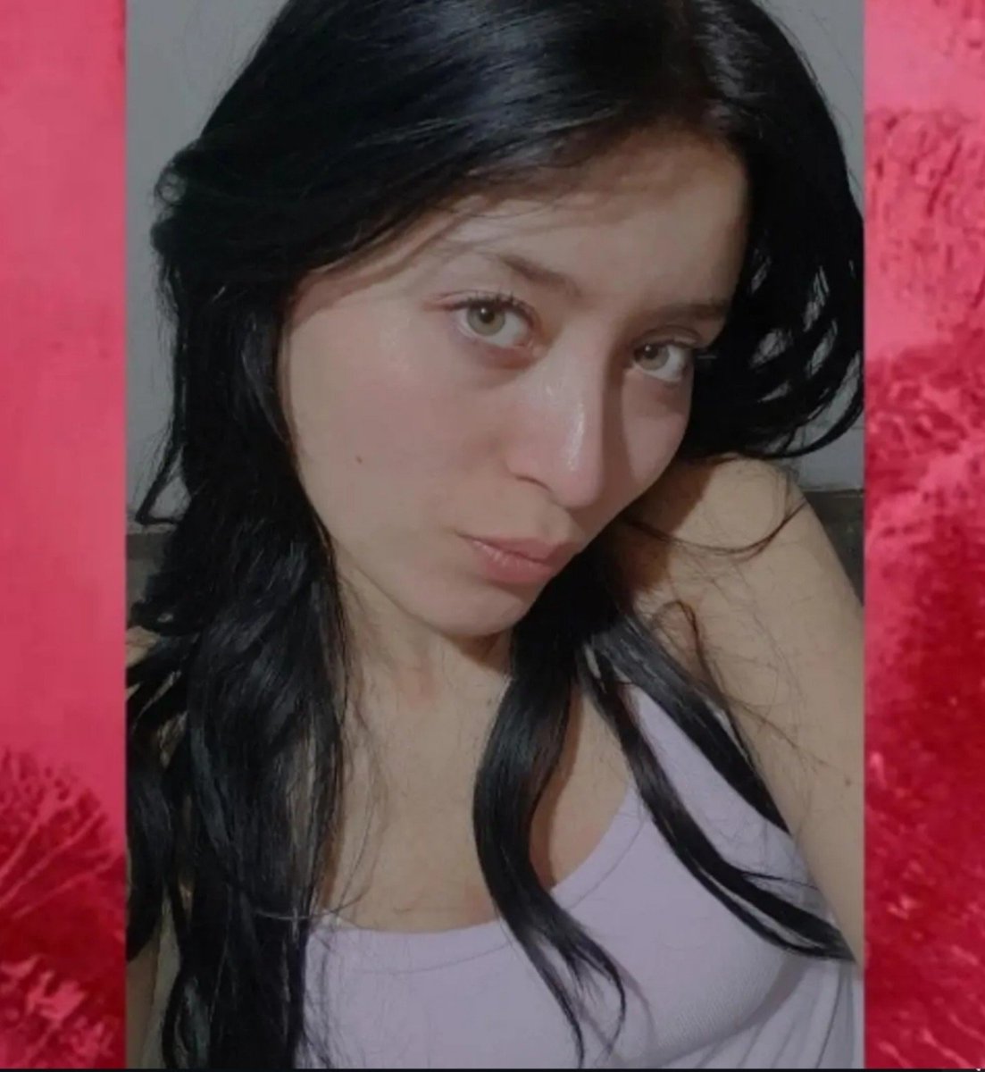 SolGodoyModel tweet picture