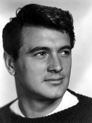 LiaPopa1922's tweet photo. Rock Hudson is a very good actor. He was very popular in the 1950's. 🤔 https://t.co/afKOeIJ9wg