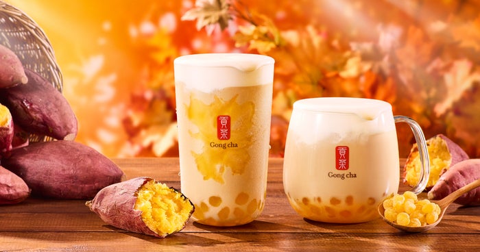 modelpress's tweet photo. ゴンチャ新作は初のおいもパール使用
「紅はるか ミルクティー」
10月8日より国内全店に登場🍠🤍
https://t.co/Ud4IFRBppY

ミルクティーに紅はるかソース、ミルクフォームを重ね、新食感の「おいもパール」をトッピング。やさしくまろやかな味わい✨️ https://t.co/jLzqpj0Pfr