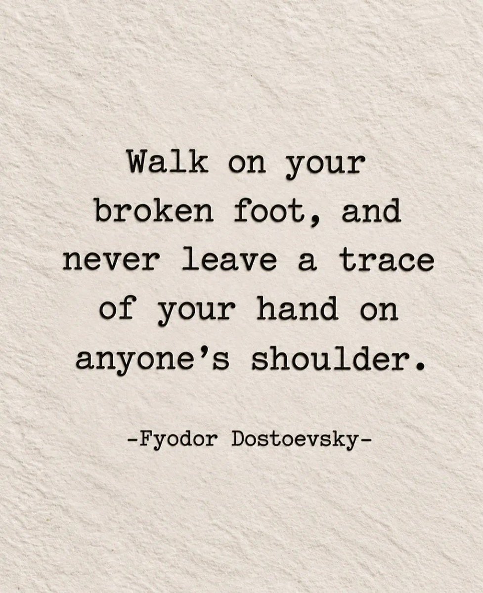 clayton_phillip's tweet photo. “Some wounds are meant to be carried quietly. Walk through the pain, but leave no burden on anyone else.”
- @englishpoetry1729 on @threads
https://t.co/TLTZoXbufo
#journey #lonelyroad #mindset #endurance #patience https://t.co/48WrbUmDdA