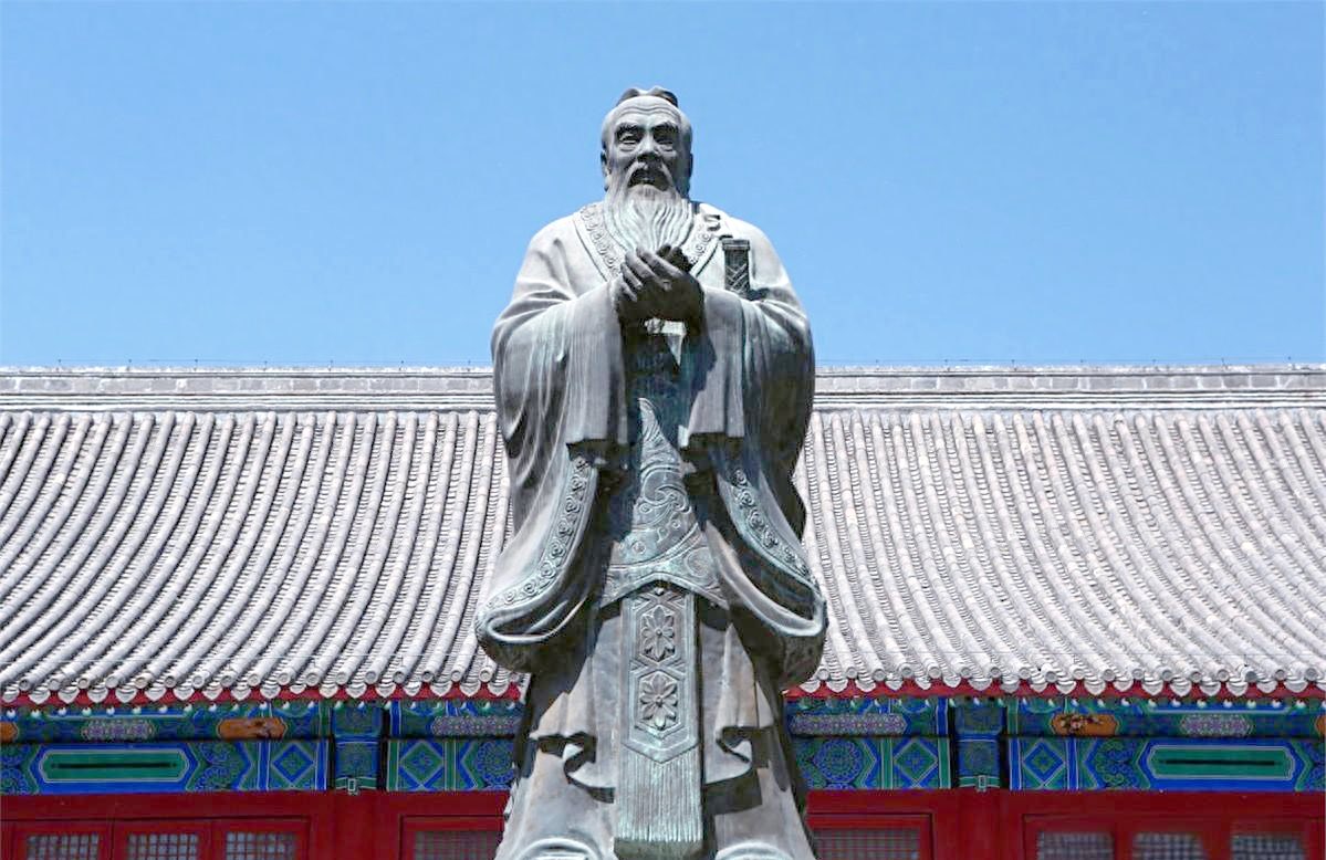 JunningQu's tweet photo. 孔子以“仁”与“恕”为核心的人文思想深刻塑造了东亚文化圈，并作为重要的东方伦理资源，为全球处理人际与国家关系提供了宝贵的思想借鉴。 https://t.co/Zh0p10lm8g