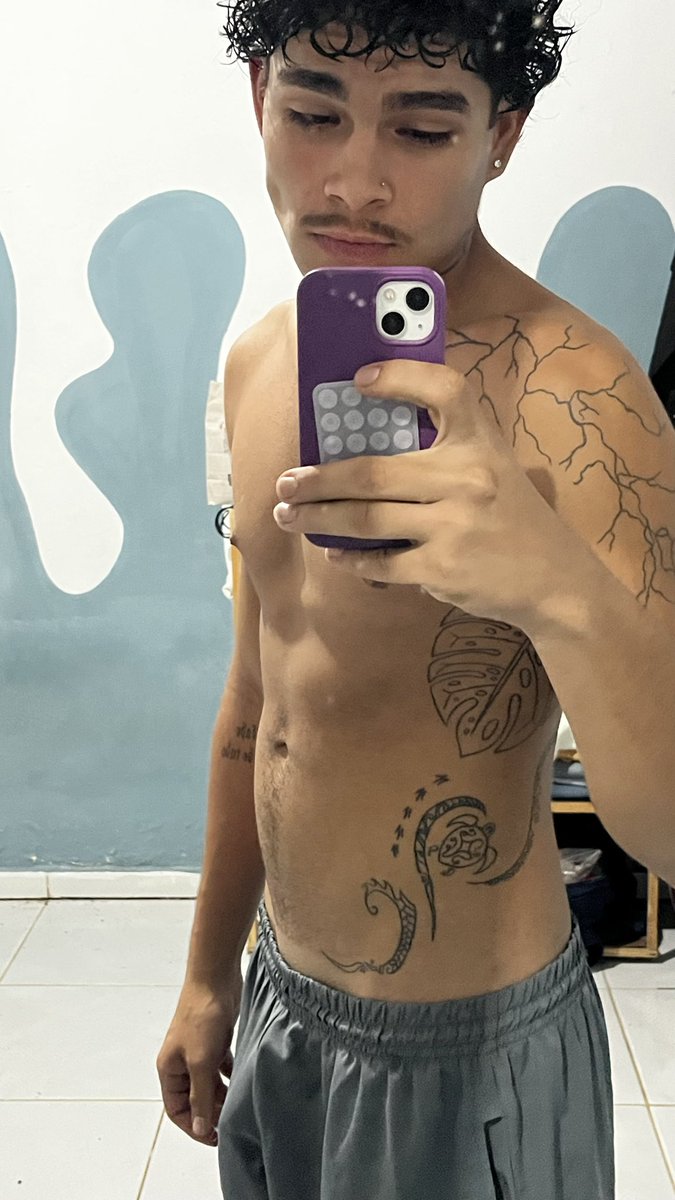 prrgb_'s tweet photo. Preciso de mais Tatto https://t.co/w2mEQmQmaG