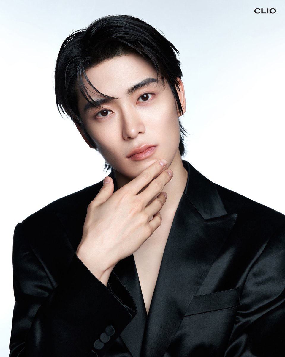 Together_0415's tweet photo. 컨셉은 다른데 얼굴로 다 소화해버림 https://t.co/SIys4v1EXM