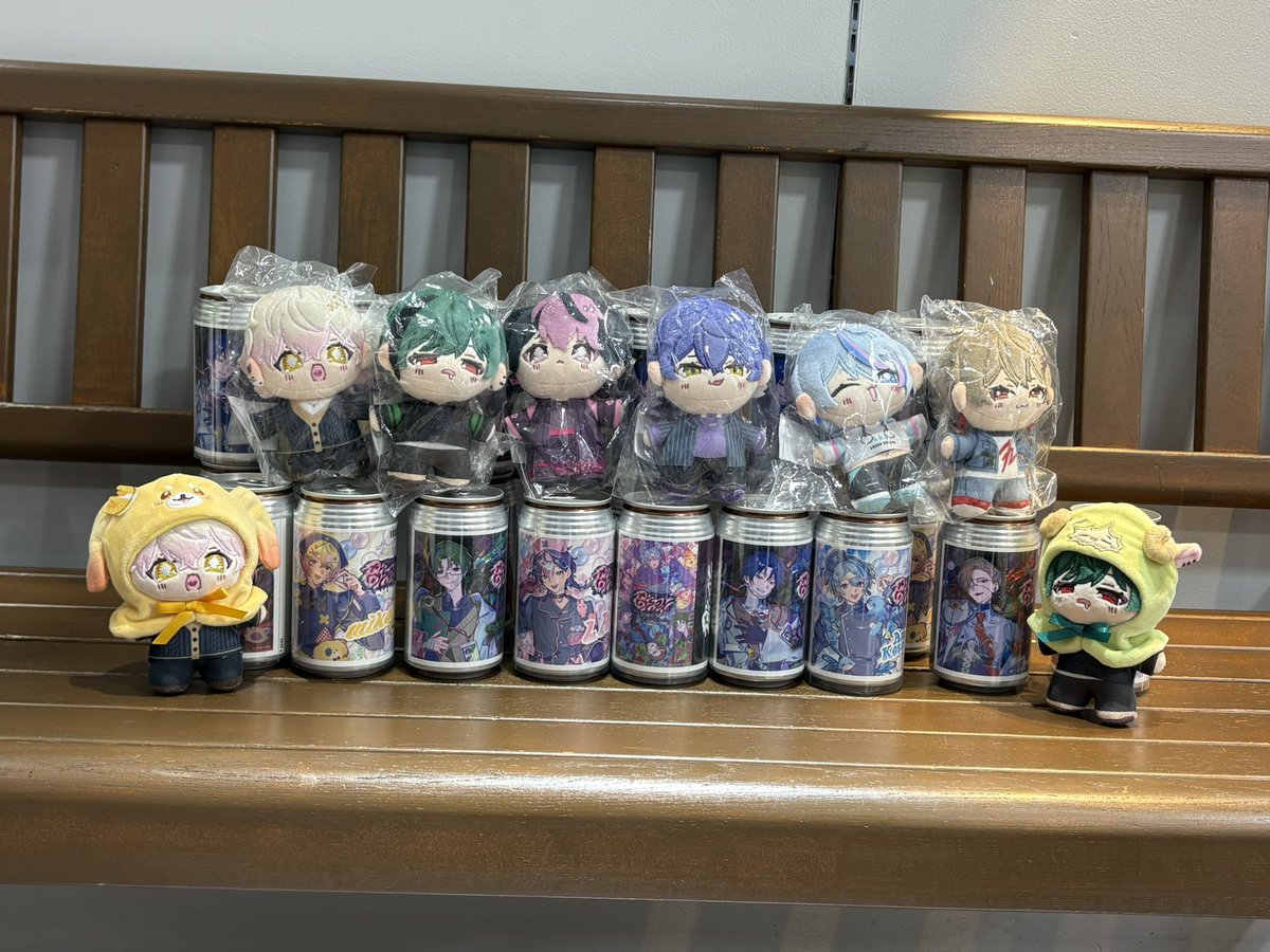 selamia_neige's tweet photo. 自販機前にいたシクファミさんと！
3人で！ https://t.co/PMykigmwRG