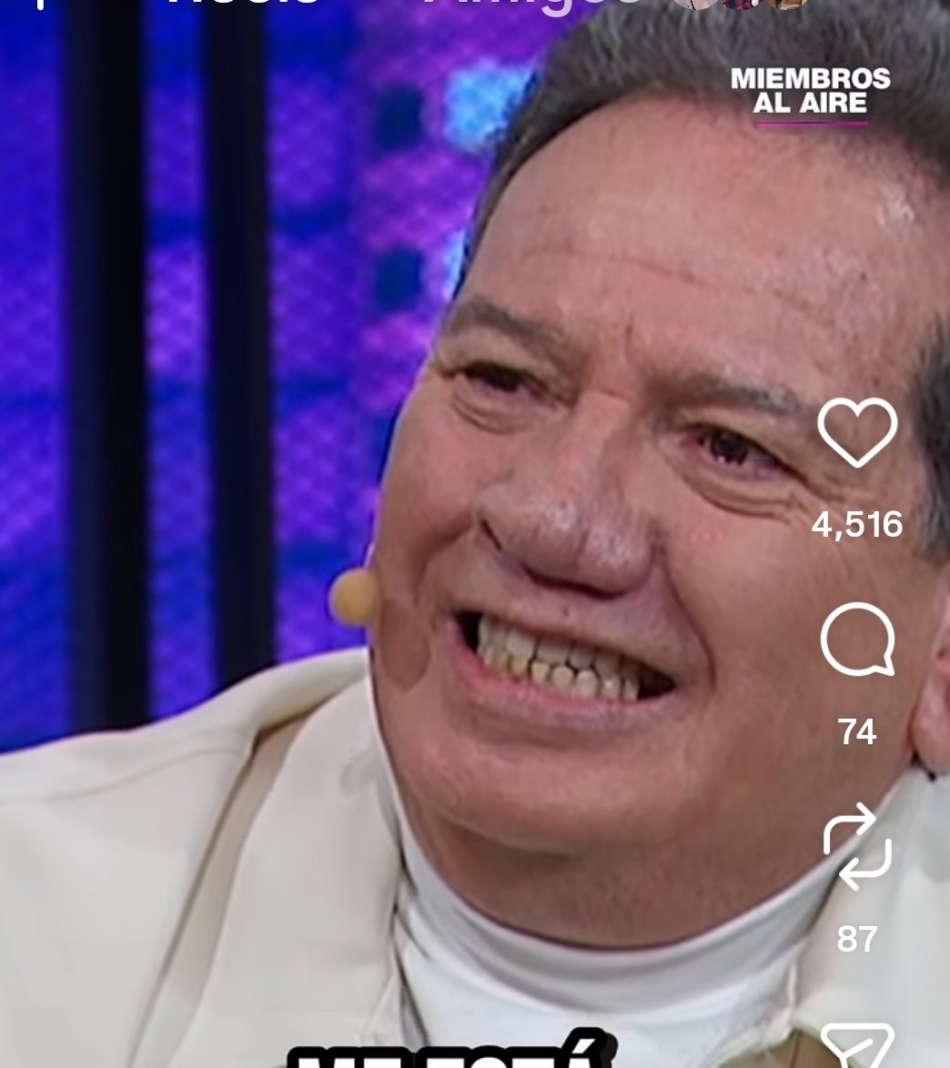 yofuialbalon's tweet photo. No mamen! Qué le pasó a este wey en la nariz???!!! https://t.co/8Gp5796mYd