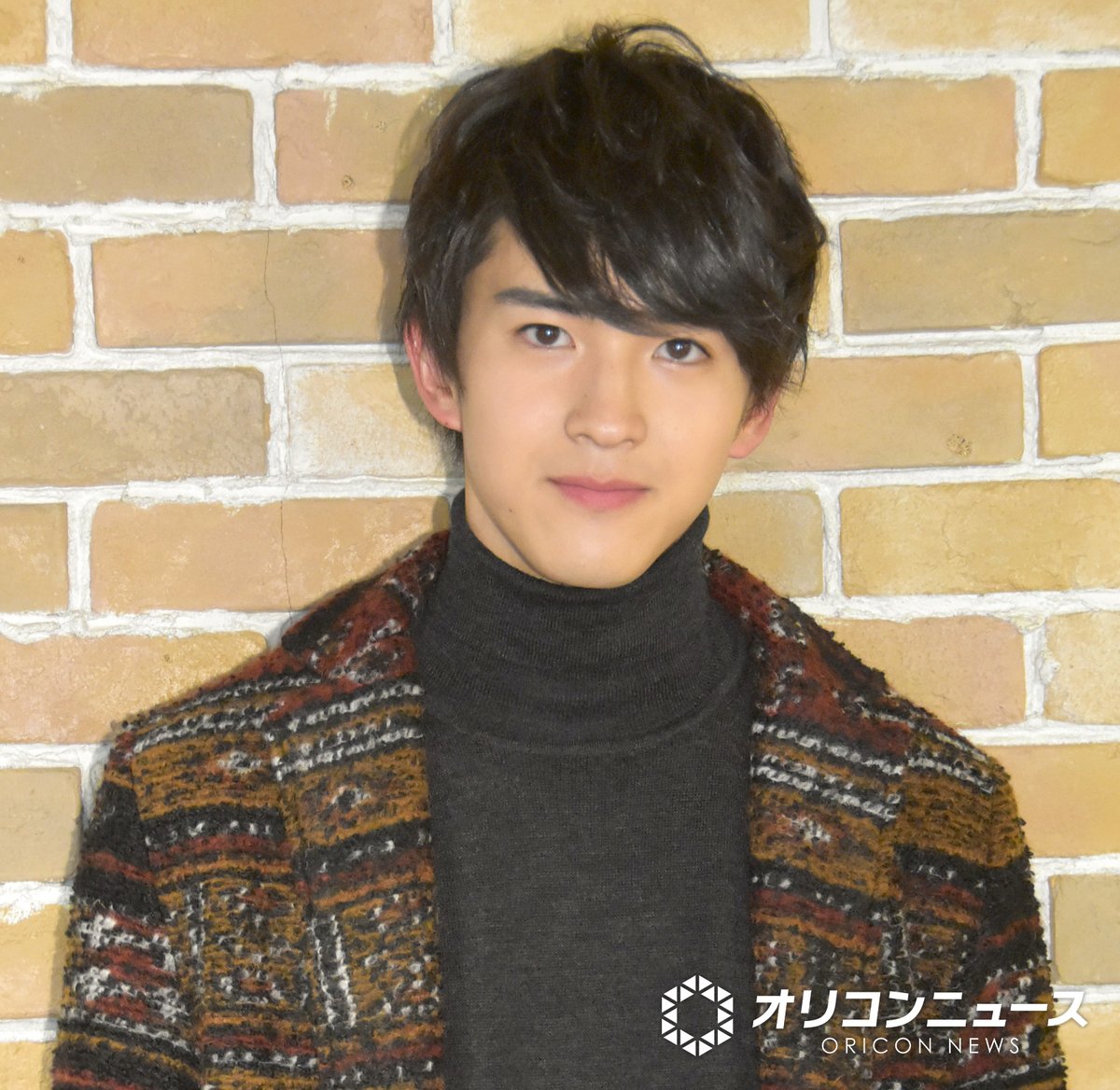 oricon's tweet photo. 【報告全文】
甲斐翔真、結婚を発表💐 直筆で思いつづる
https://t.co/vLLybuZvji
⠀
お相手は一般の方だといい「互いに支え合える大切な人と出会えたことを嬉しく思っております」「人としても俳優としても成長していけるよう精進してまいります」と伝えた。 https://t.co/9ubTAvTJyA