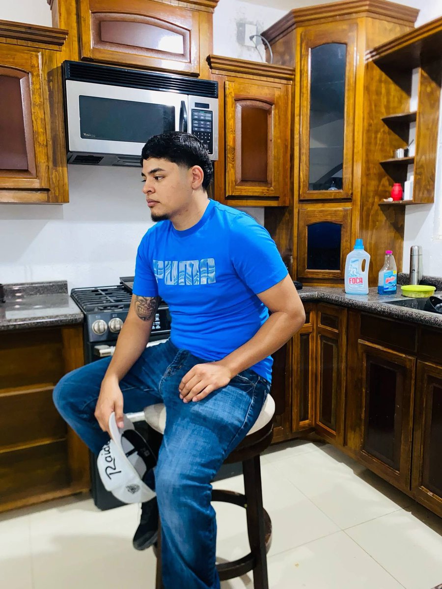 packdechavosnl's tweet photo. Jasson 
Su pack en el grupo de Telegram 
$20 pesos 🥵🥵🥵🥵
#HeteroEngañado #hetero #engañado 
#pack #nudes #heteromty https://t.co/T7yPRHiB5M