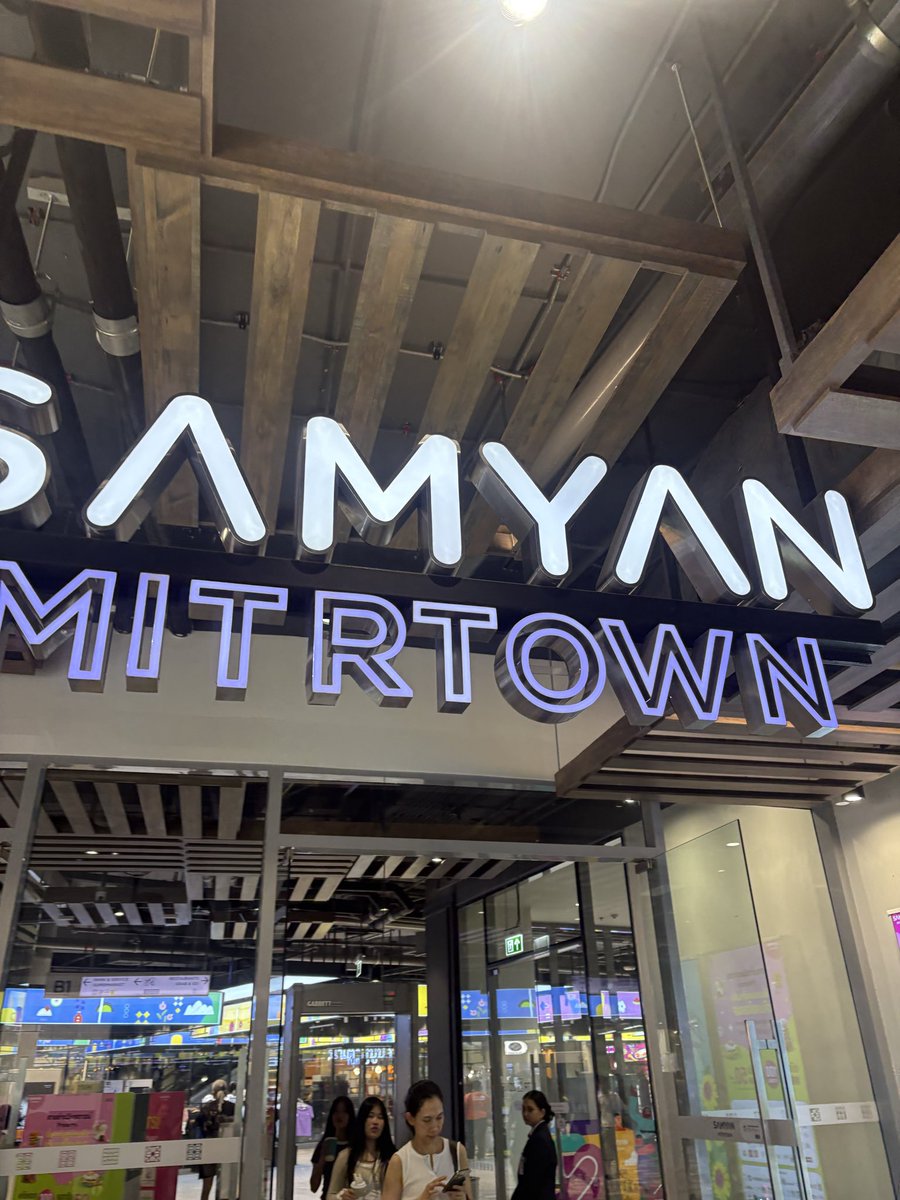 SamDaisan's tweet photo. 9/25 Bangkok SAMYAN ミッドタウンホール

BE:FIRST World show case https://t.co/dy8p4KdA0Z