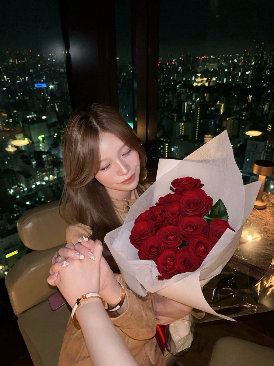 _mrn2ri's tweet photo. 🥀🤍 https://t.co/17Jd0JXaCq