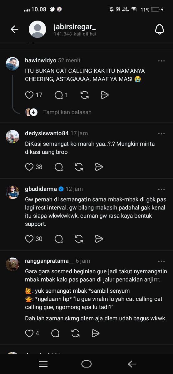 SistersInDanger's tweet photo. TW // CATCALLING 

Jangan kek gini ya guys, mau kata lu cuma nyemangatin kek pujian kek, klo ybs merasa ga aman dan risih ya jangan diterusin apalagi sampe nyalahin korbannya 😑

Coba yg cowo bayangin deh kalian lagi lari sendiri trus diteriakin "Mantep ganteng, semangatttt " begitu sama cowo² lain sambil ketawa ketiwi, nyaman kah? 

Ini komennya juga gada yg bener😑😑😑