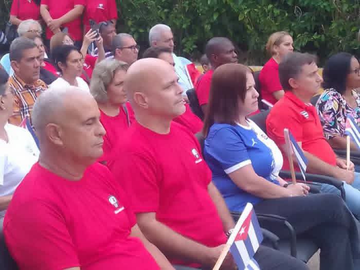 GHNordelo5's tweet photo. En Matanzas, provincia Vanguardia, se efectuó este #28DeSeptiembre el acto nacional por los #66AñosCDR #Cuba #CDRCuba https://t.co/mmzxtoxDpM