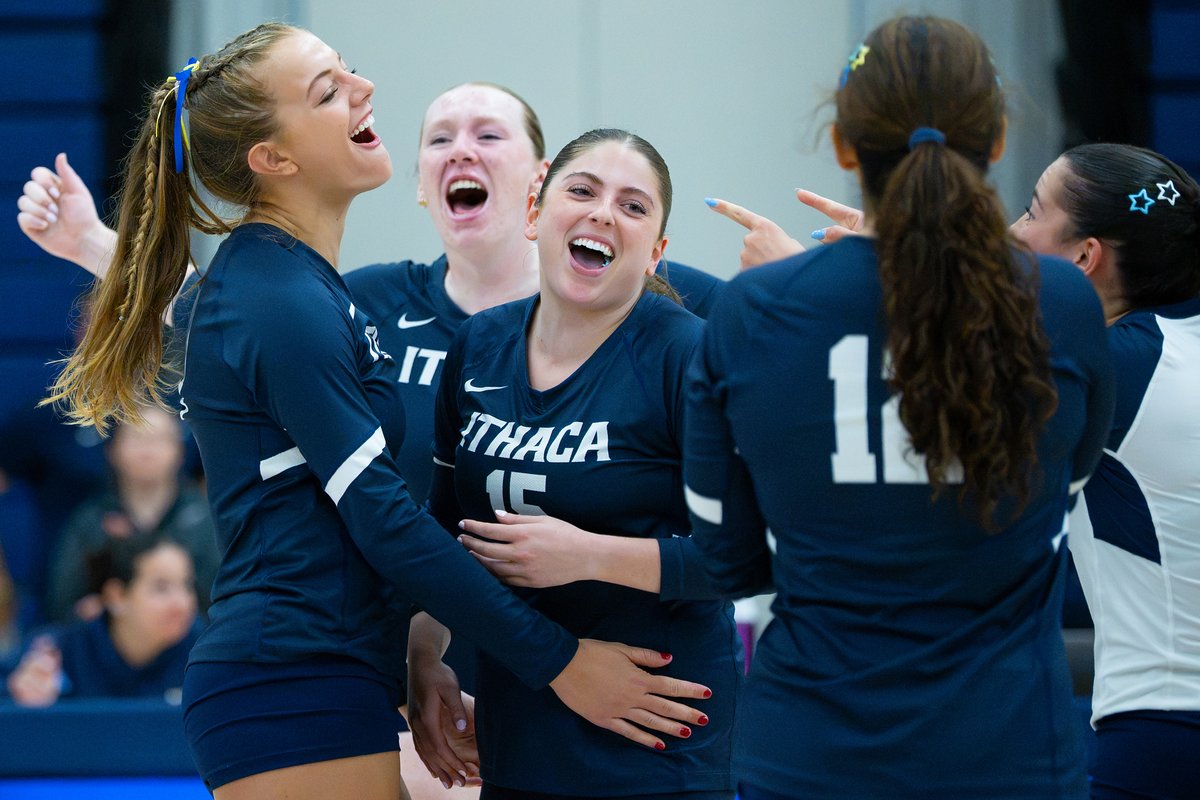 Firstteamphoto's tweet photo. My full gallery of images for @BomberSports from the @BardAthletics vs @IthacaVB match played on 9/25

📷: https://t.co/1W9jjVVW3k https://t.co/VPhz16pfgc