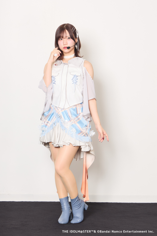 shinyc_official's tweet photo. ✦・・・━━━・
#シャニマスソロライブMSP
 　　アーカイブ公開中✨
　　　　　・━━━・・・✦

🪽土屋 李央（樋口 円香役）

🎤𝕤𝕠𝕟𝕘
ダミーガール
👗𝕔𝕠𝕤𝕥𝕦𝕞𝕖
ドリームオブバタフライ

アーカイブもお楽しみください！
✅配信チケット販売中！
https://t.co/LBqTguuwZK https://t.co/zBmAojQYBn