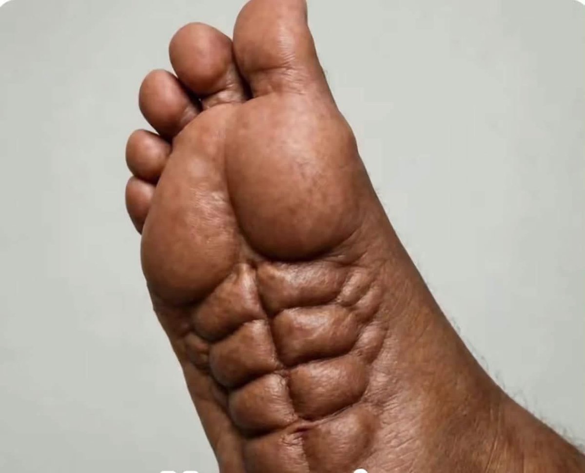 letsdip's tweet photo. Gas high af.. bout to get my feet in shape 😆😆😆 https://t.co/qbHAEI8dys