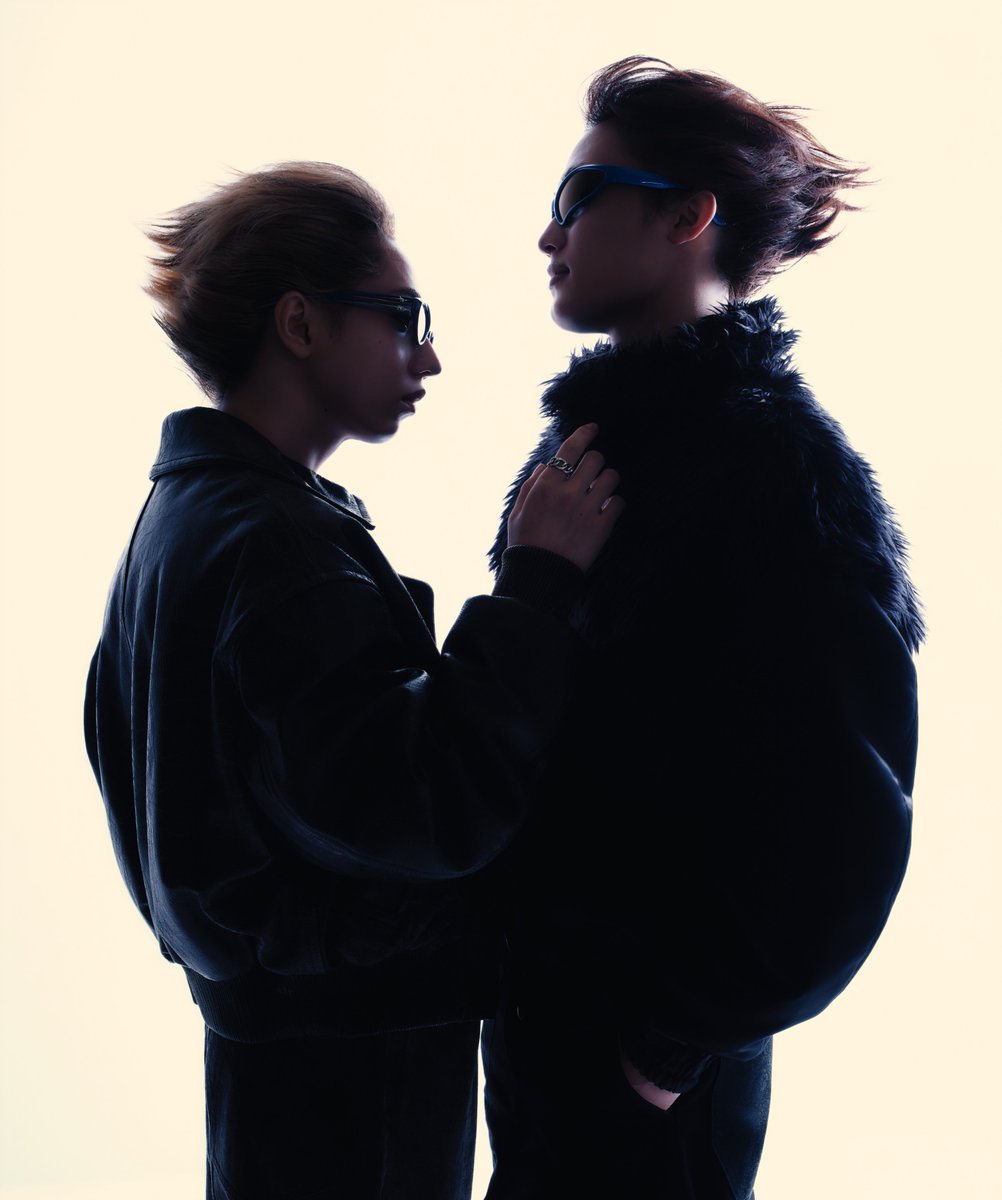 NYLONJAPAN's tweet photo. #NYLONJAPAN 11月号の『CULTURE STUDIO』はもうチェックした？
長野凌大&桜木雅哉×NYLON JAPANのスペシャルコラボグッズが手に入るのは10月6日（火）23:59まで！

グッズの詳細は引用ポストをチェックして！
誌面の感想もお待ちしています。

#桜木雅哉 #長野凌大 （ #原因は自分にある。@genjibu_sdr ）

published by @caelumjp #caelumjp