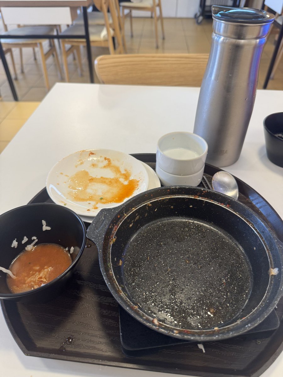 ChoonbaeArchive's tweet photo. 맨날 타지 출장살이만 하니까 아으
입맛없어

#대전 https://t.co/arJ7dn38aC