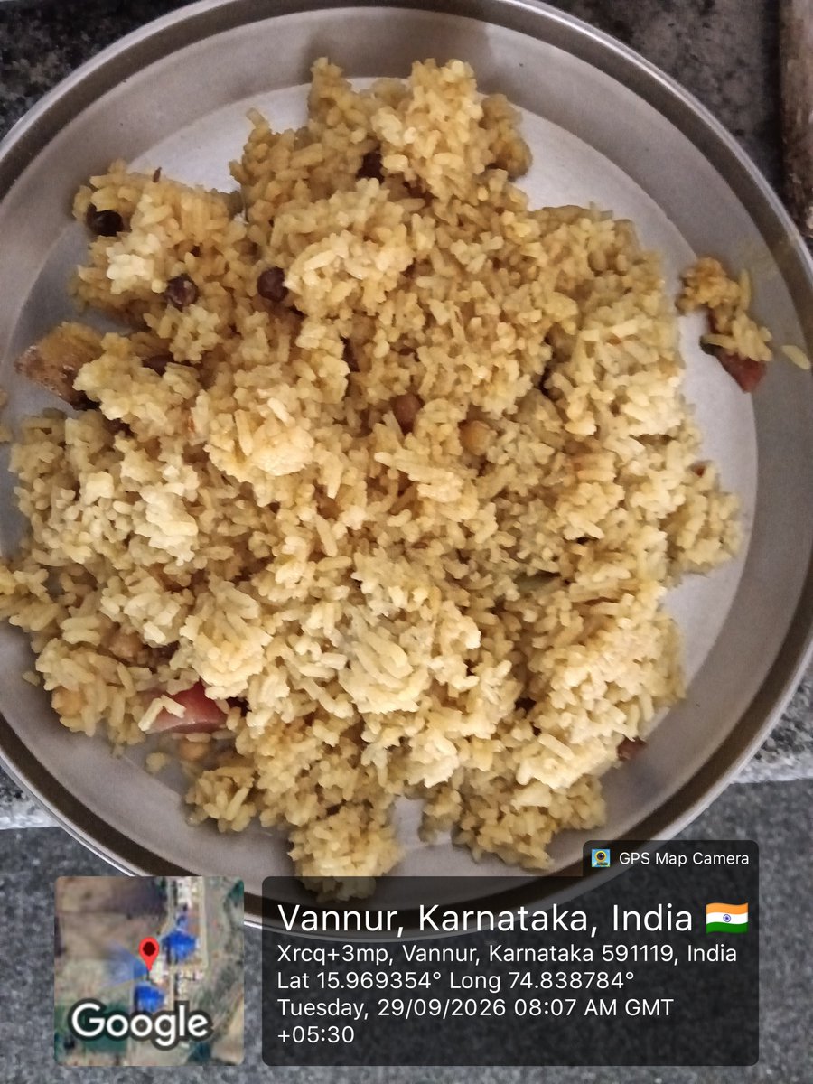 788Dbrars's tweet photo. Breakfast served as per Menu @kreisemahithi @Captain_Mani72 @shobhana_88 @DswBgm @EdKreis#Social Audit- SWD Meals
#Social Welfare- Karnataka https://t.co/9wgvyrdbgh