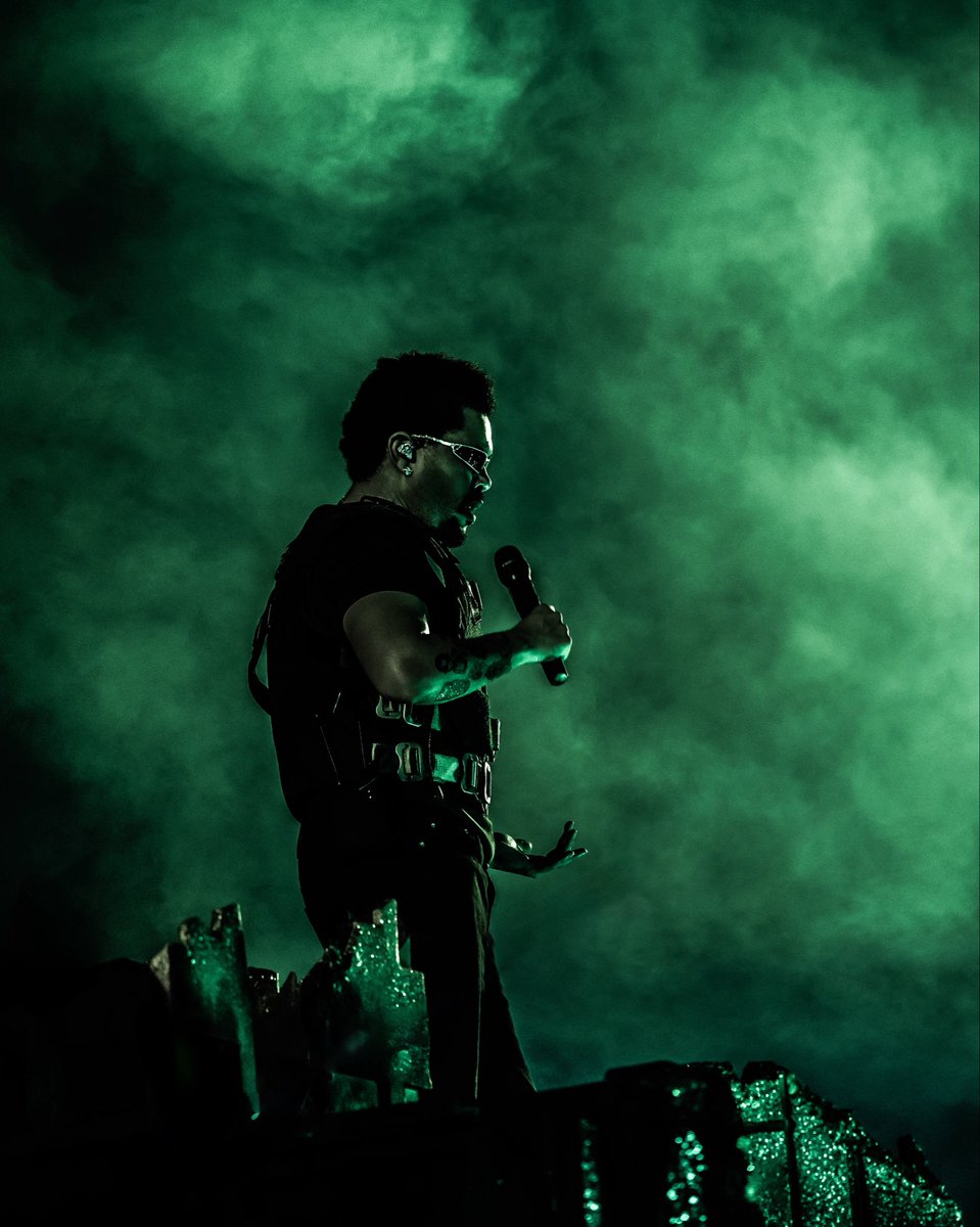 theweeknd's tweet photo. https://t.co/c4R2UWYeSO