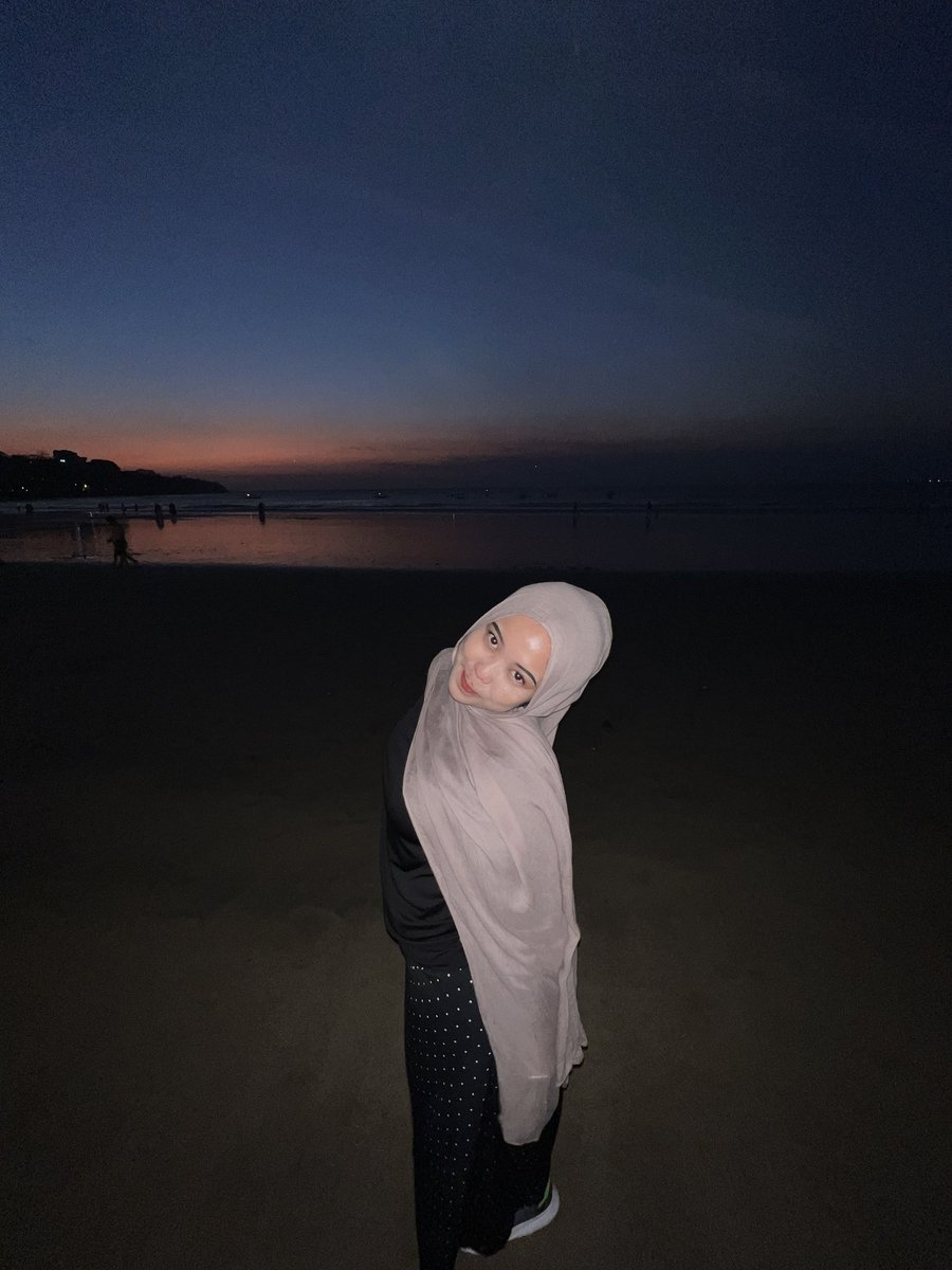acaaaaaww's tweet photo. kemBALI lagi👀 https://t.co/Syy7rvlYgv