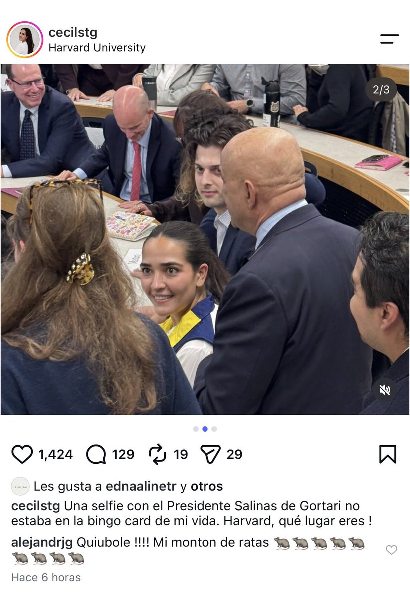 Hans2412's tweet photo. Carlos Salinas de Gortari. Uno de los mayores saqueadores, asesinos y corruptos reapareció, según esta publicación en Instagram. 

El famoso "innombrable". Fue a dar cátedra de cómo dejar en ruinas un país. El que implantó el neoliberalismo en México. 

Por este miserable, el país ha sufrido tantas cosas. Gente que perdió todo, y hasta suicidios. 

https://t.co/BSpbUm5hK8