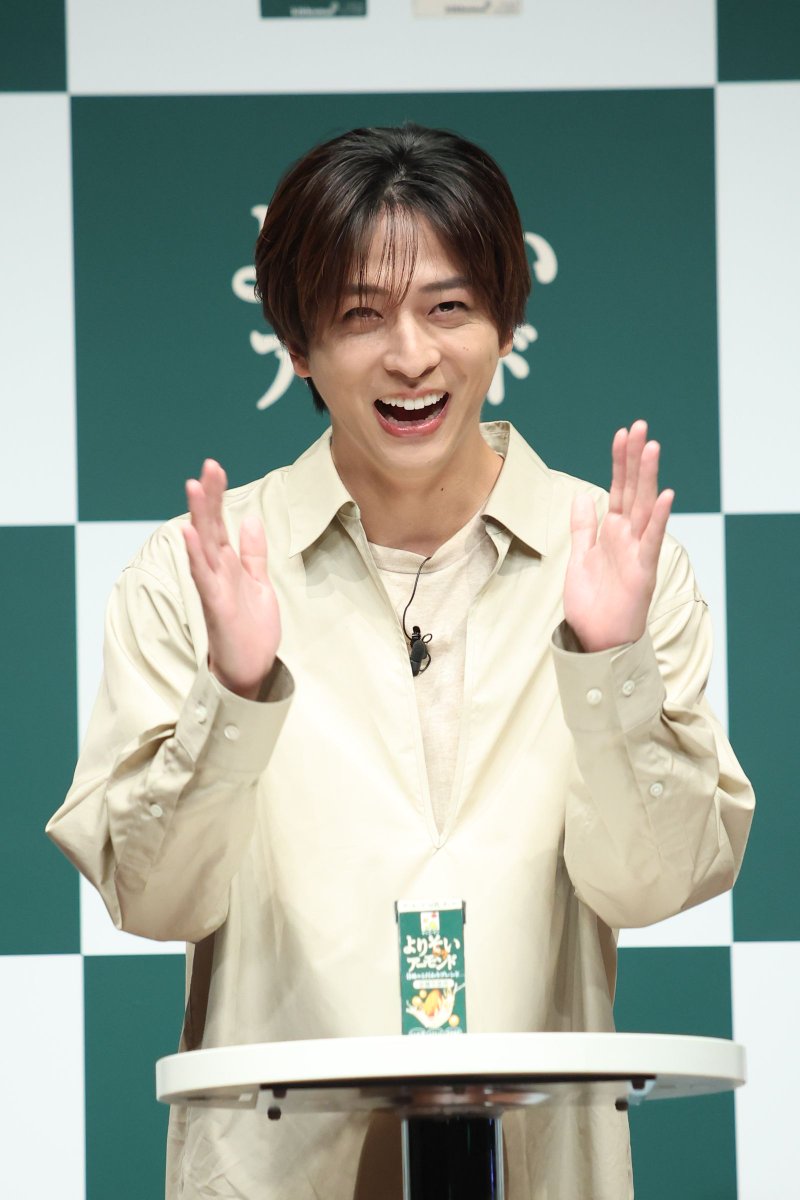 oshiraku's tweet photo. 🔔推し楽 速報💨

#timelesz #寺西拓人 「よりそいアーモンド」戦略説明＆TVCM発表会に登壇🎉
誰かに寄り添うときは…「無理に何かをしてあげようとせずに、そっとよりそいたいです」😌

詳細はこちら👉https://t.co/CP2ynVxoeD

詳細レポートも後ほどお届け💡 続報をお待ちください🩵 https://t.co/nYvyCOVyTC