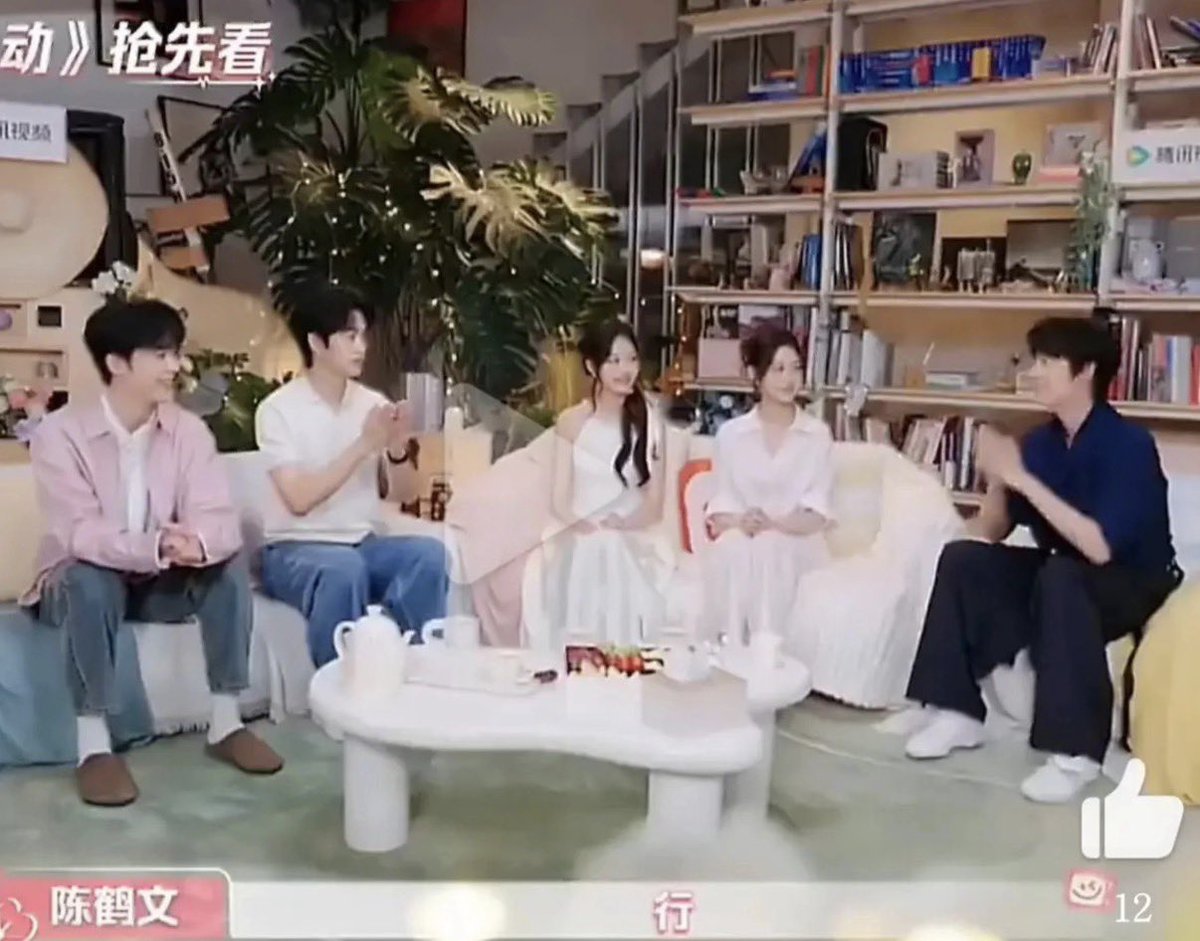 sixtwoseven_'s tweet photo. Episode 9 watch together cast is out and it’s SiYi, XingHan + Hewen lmao. Hewen’s single ass is always hanging out with the couples first it was HengYi and now family of 4 #HeartSignalS9 https://t.co/vnbR4YxXVI