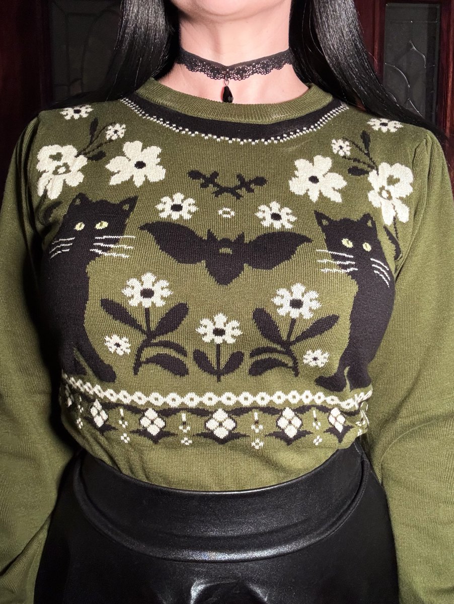 OXKnitstore's tweet photo. π¦ A Little Dark, A Little Different
Florals, bats, and a little gothic attitude.
#OXKNIT #GothicStyle #GothFashion #BatKnit #DarkFashion #AlternativeStyle #VintageStyle #Knitwear #WitchyStyle https://t.co/Fb9Hz0Koli