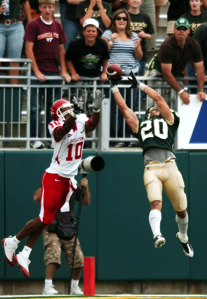 GoRamsGo's tweet photo. On September 20th, 2008 the current HC of the @Raiders picked off the current starting QB for the @ChicagoBears.  

Yes, Klint Kubiak (@CSUFootball) got an INT off @casekeenum (@UHCougarsFB).

FYI, Kubiak later became Keenum's QB coach with the @Broncos &amp; @Vikings. 

I was there. https://t.co/iTNoiRMILC