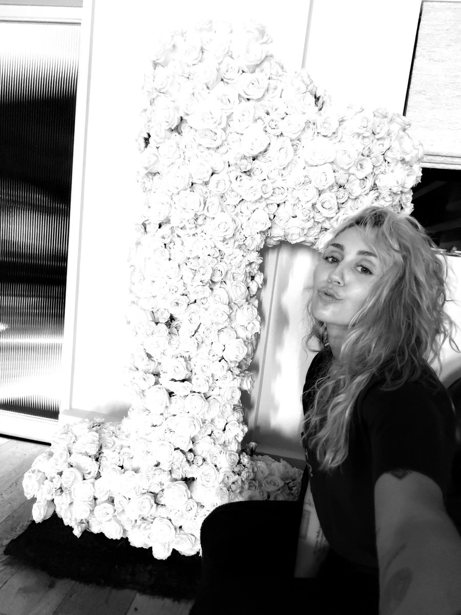 miley's tweet photo. Bass Persuades being #1 transcends a win. This process has been some of the best times for me. Everyone involved made it possible and more importantly fun and memorable.

Thank you Atlantic, my team, and everyone who walks beside me with conviction. I love you. 

To the fans you make my world go round. Making music for you brings immeasurable joy to my life. Forever. 🖤 MILEY