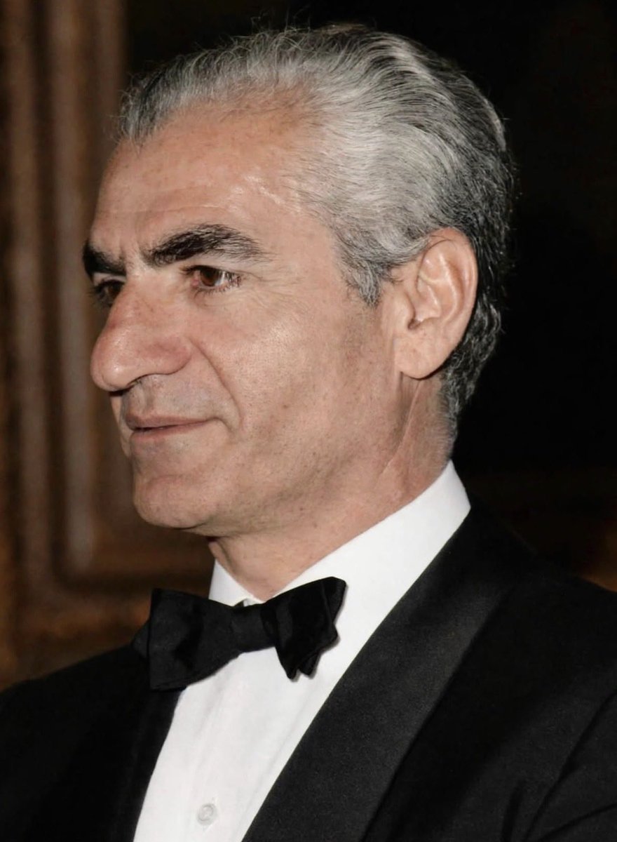 Masonusa66's tweet photo. @Amir1369548Amir جاويد شاه پاينده ايران 😊🙏🏻👑🤍💚♥️
#KingRezaPahlavi‌ForIran https://t.co/8RIGqq5TE6