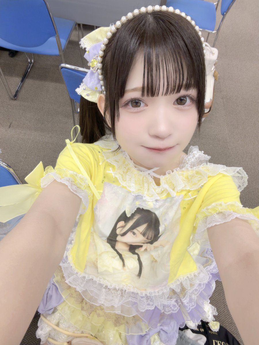 karasaki_ami's tweet photo. 気づいたら3000人フォロワー様になってたああああ！！！´>  ̫< `💫

いつもあみのポスト見てくれてありがとう…！
みんなのことだいすきだよ♡
これからもたくさん見て反応してね👀˖ ࣪⊹ https://t.co/UrIrVQIm9V