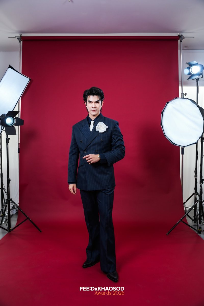 feed_4_future's tweet photo. “มาย ภาคภูมิ” at FEED X KHAOSOD AWARDS 2026
.
#FEEDxKHAOSODAwards2026
#MilePhakphum https://t.co/EUXRtaSVJo