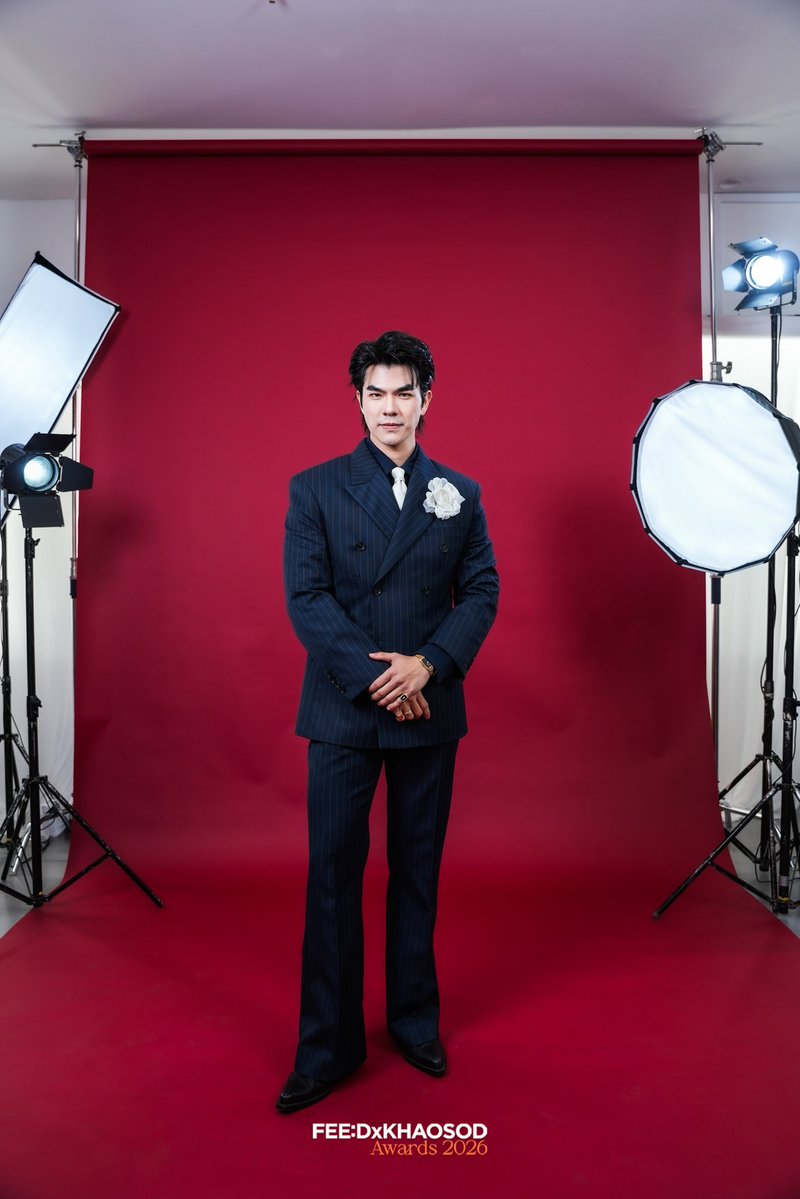 feed_4_future's tweet photo. “มาย ภาคภูมิ” at FEED X KHAOSOD AWARDS 2026
.
#FEEDxKHAOSODAwards2026
#MilePhakphum https://t.co/EUXRtaSVJo