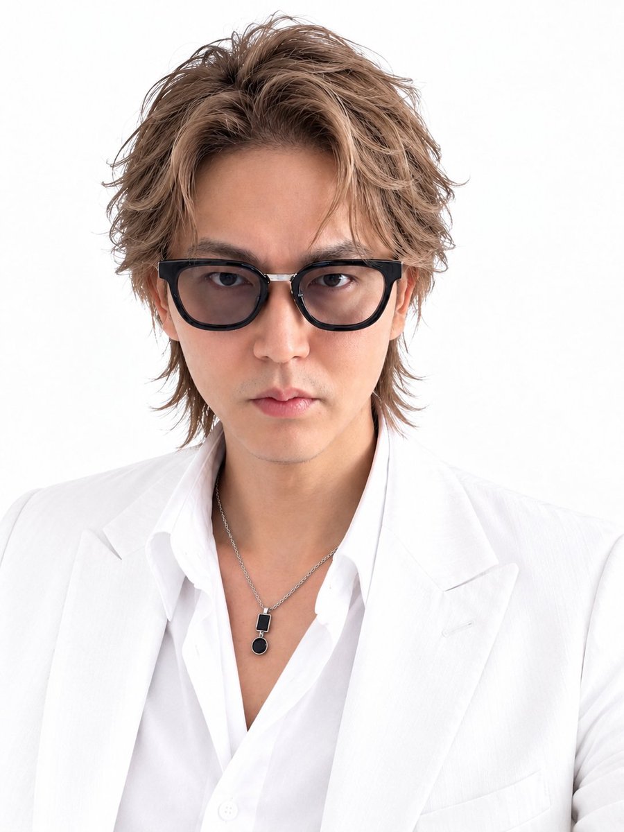 Aya000716's tweet photo. @zkEZj6KVvwhBAuw @ayaseaoi0627 ww 
少し痩せたらまたバチイケオジホストになられましたわ🌹笑✨ https://t.co/Qk10jzNQnS