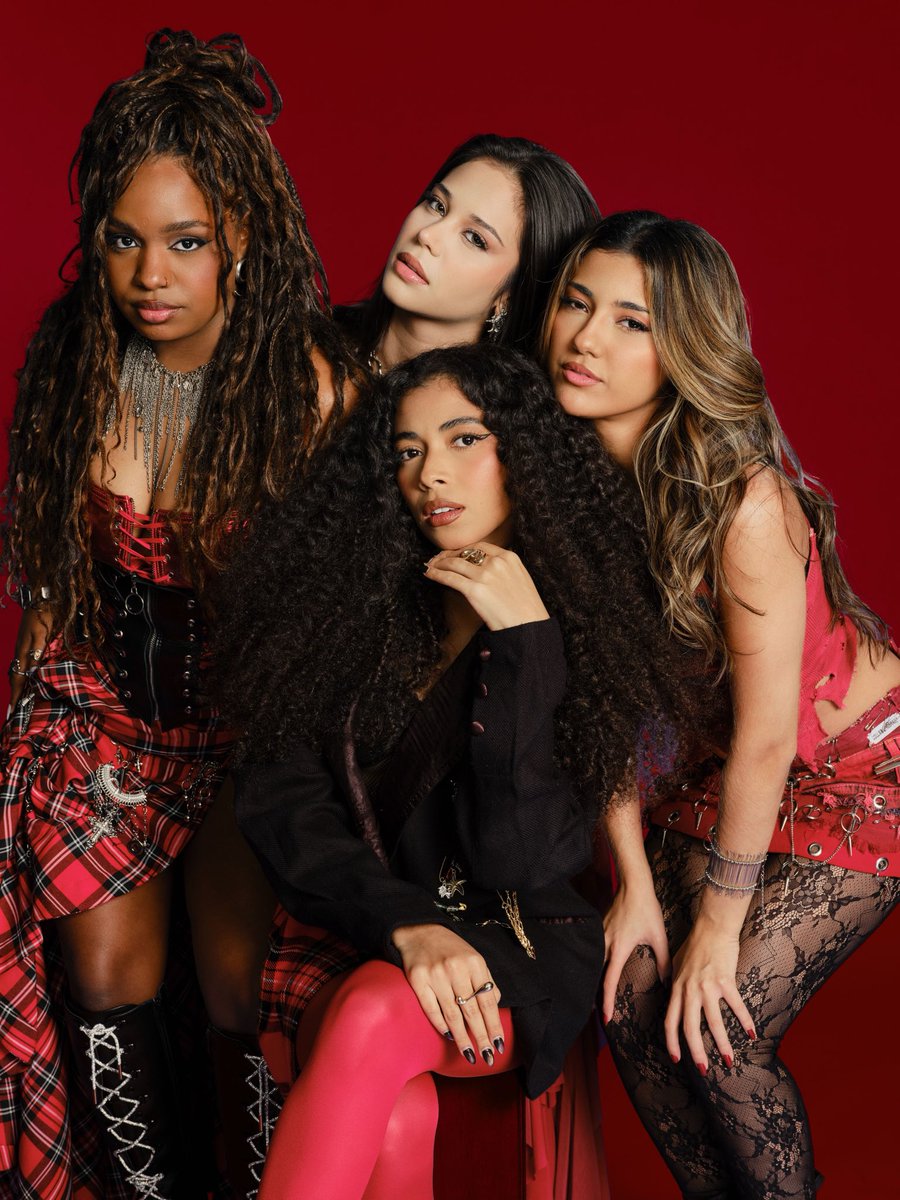 astigr4s's tweet photo. o primeiro tuíte oficial a gente nunca esquece
#TIGR4S ❤️‍🔥 vem aí 🤫👀
@oficialcinara @toriihuang @tavareszpaula @souleonna https://t.co/K4b0s7oJcg