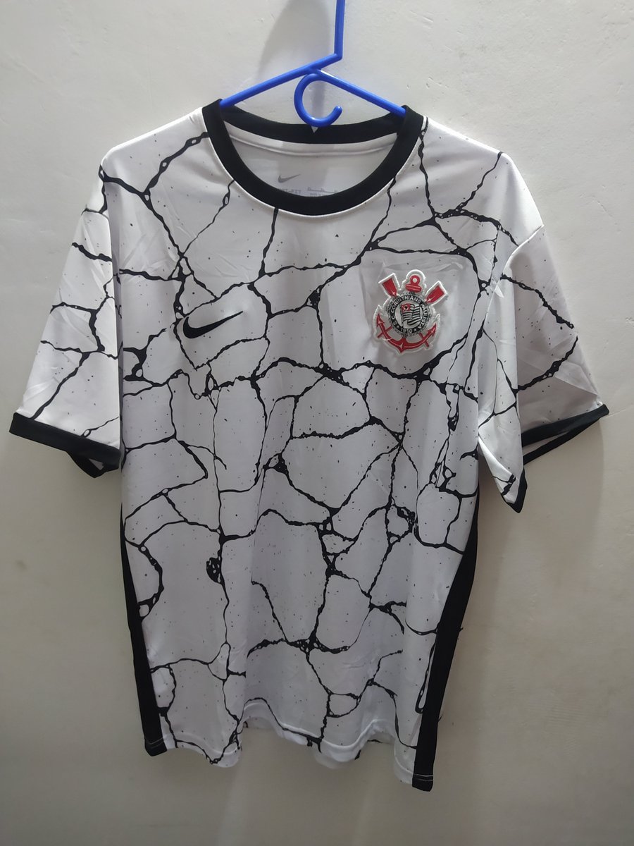 MauroMacaro8182's tweet photo. Vendo camisetas de segunda mano en muy buen estado y a precios demasiado accequible; muy economicas. 
Info: 300-728-20-41 en Cali, Valle. https://t.co/A3qhgbcCxG