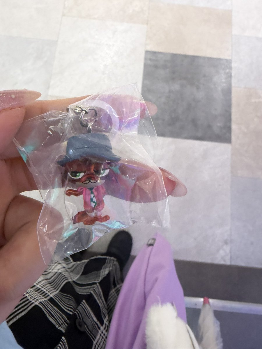 emi_shio's tweet photo. 《交換》

ズートピアめじるし

譲  ニックワイルドA

求  ニックワイルドB

いま池袋で交換可能です https://t.co/8WtD97AlQm