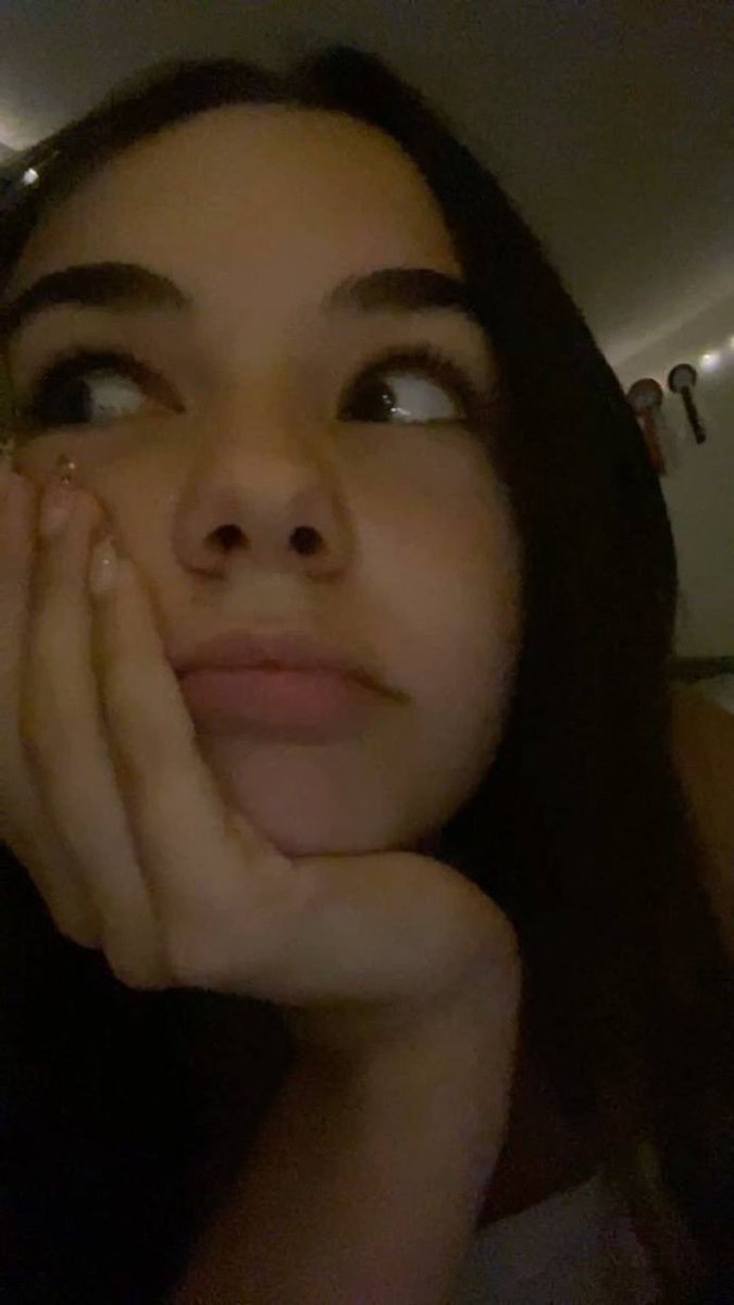 kelia_rich's tweet photo. Can i dm you ? I’m so bored asf !!!! https://t.co/58yCD0uIO4