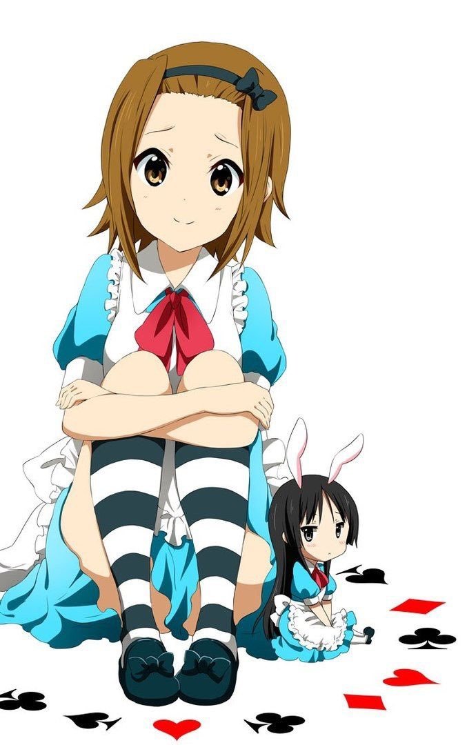 ritsulover06's tweet photo. ritsu with her little friend https://t.co/qE5NRjJnDi
