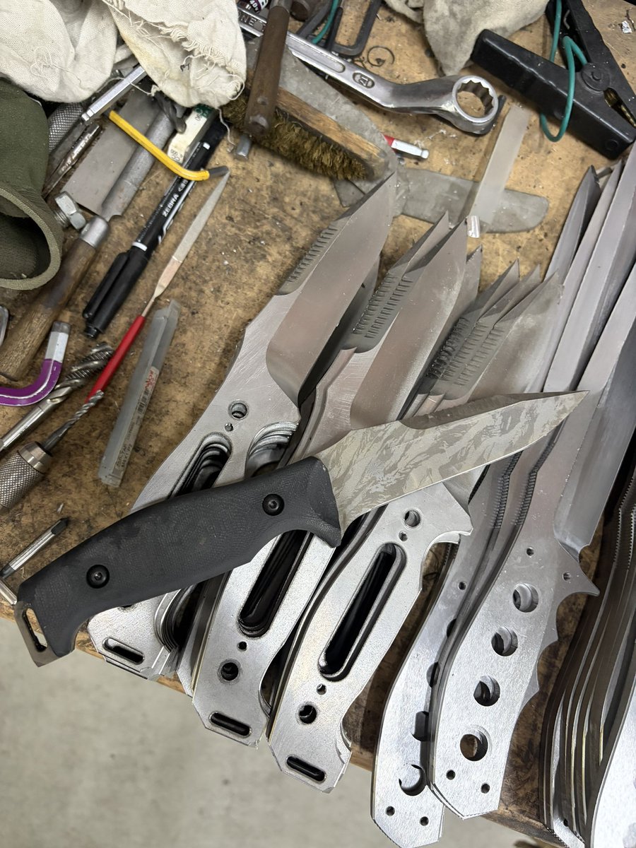 makkari_knives's tweet photo. 水闘犬 https://t.co/gXrqPlKP3H