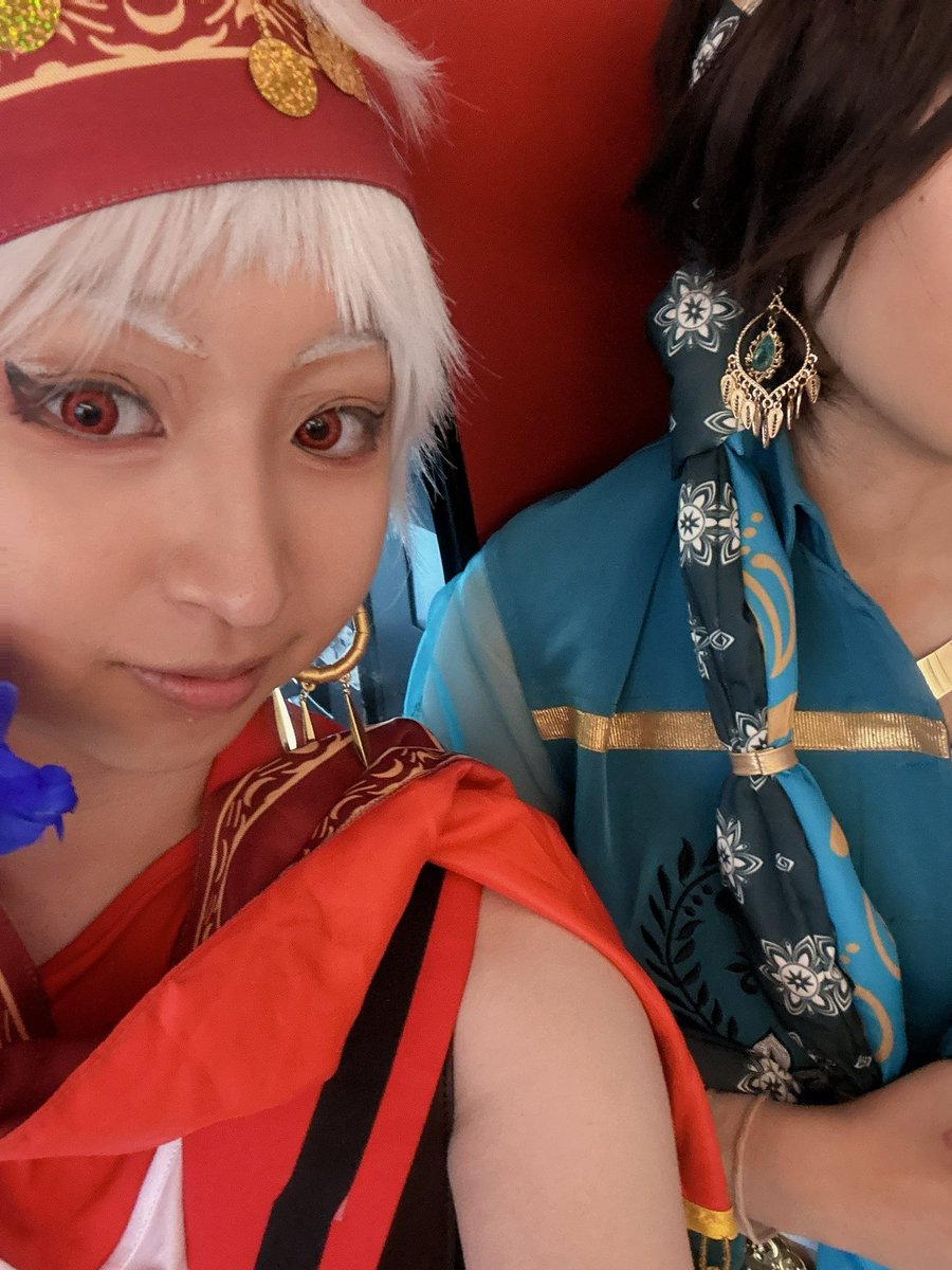 YoYo_029_'s tweet photo. いんぱー！！ミナ兄と🫶
雨です😇

 #Dハロ仮装2026
 #Dハロツイステ https://t.co/Dzs4IrDsTG