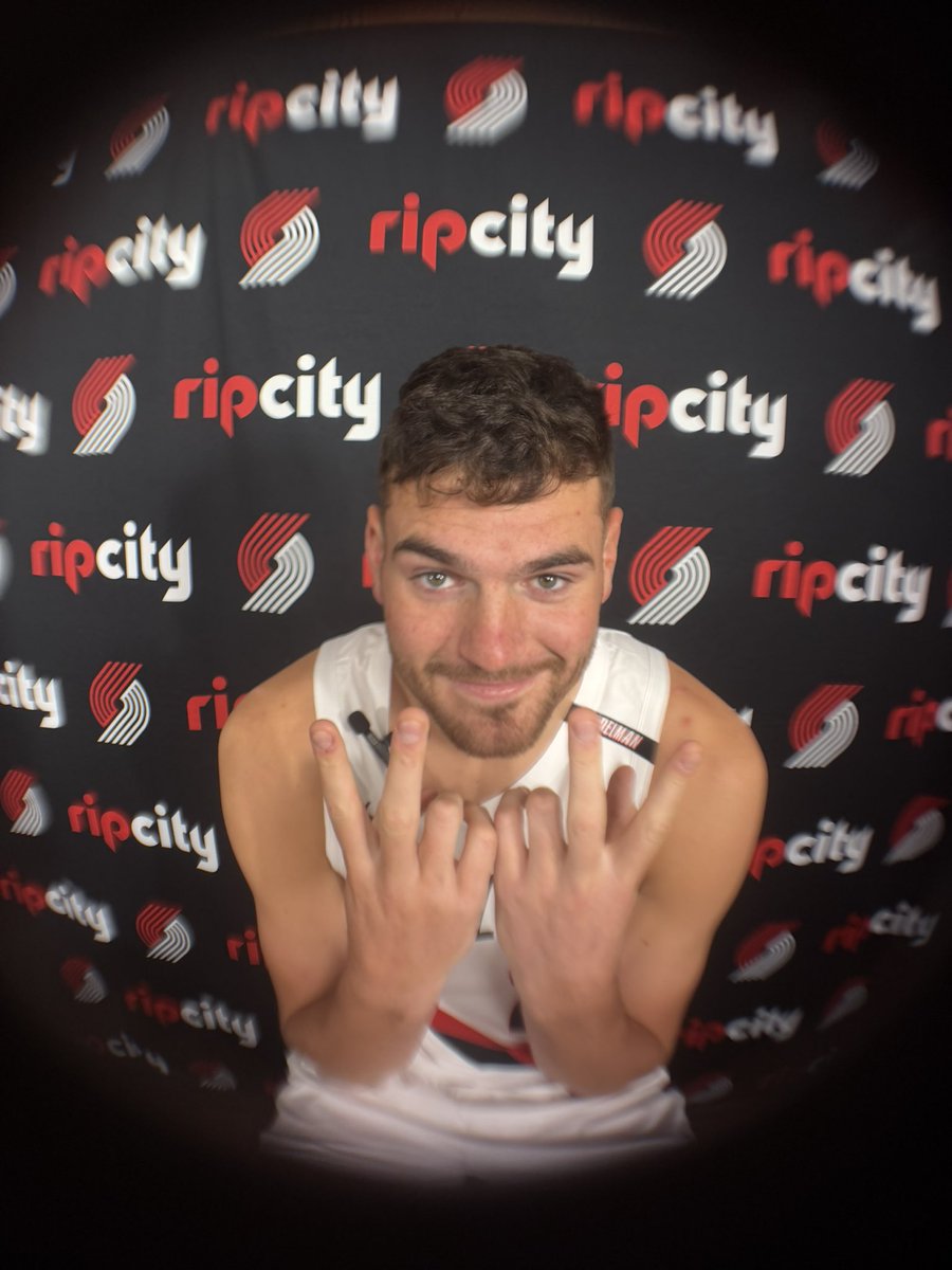 trailblazers's tweet photo. good night from media day 🤳 https://t.co/GrmwTRXpYm