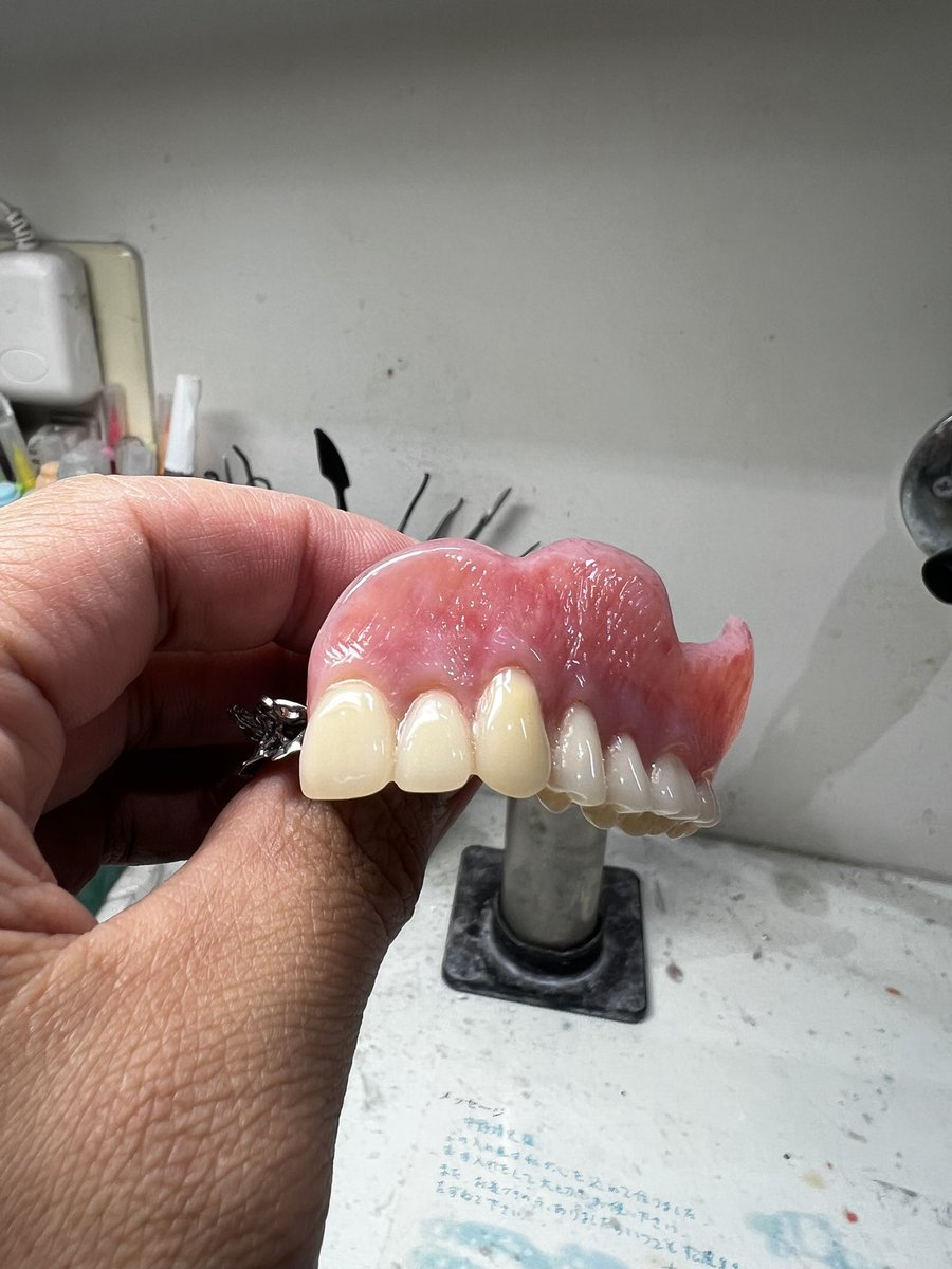 dentaltechnic16's tweet photo. 表面性状つけた。 https://t.co/PijZY2a1eN