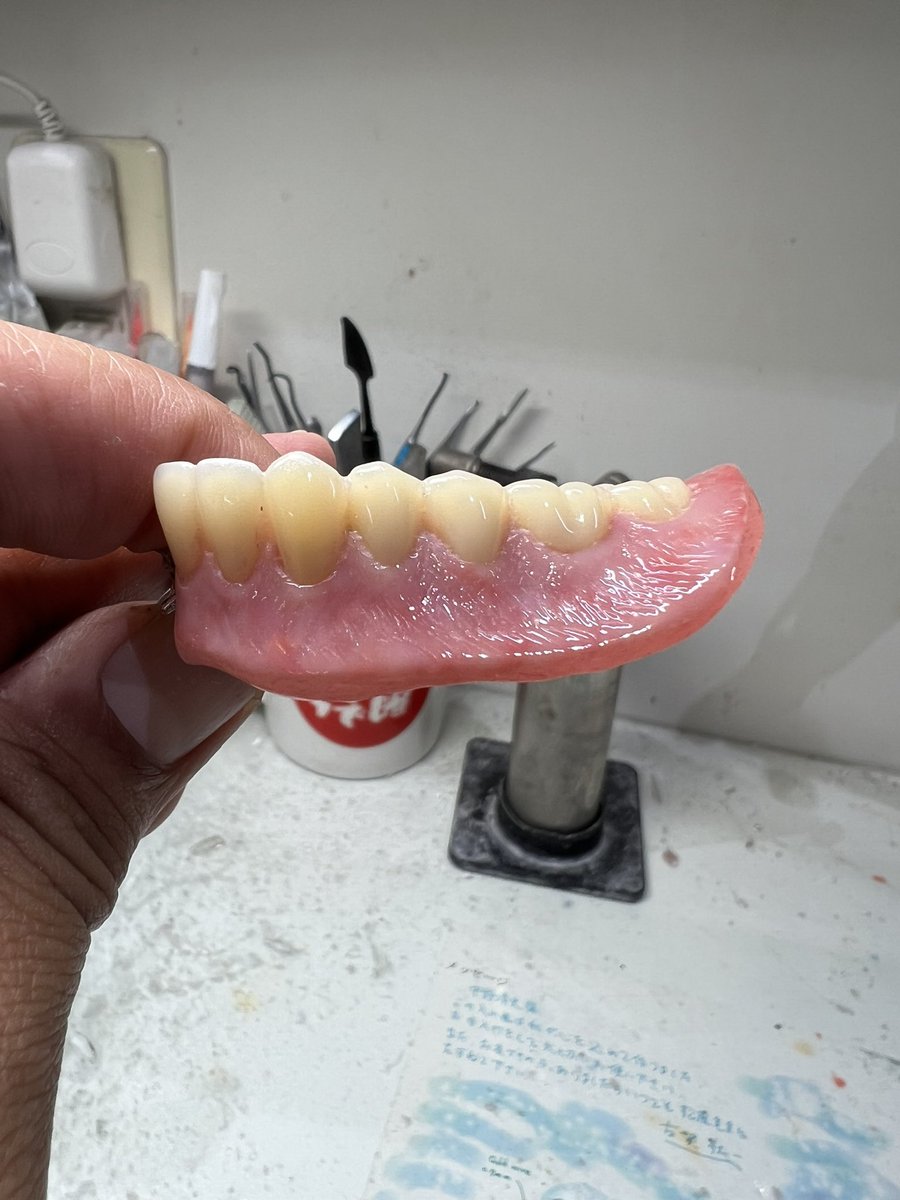 dentaltechnic16's tweet photo. 表面性状つけた。 https://t.co/PijZY2a1eN