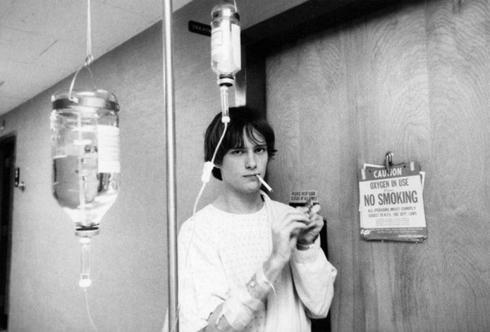 BillPourquoimec's tweet photo. Richard Lloyd, founding member &amp; guitarist of Television, checks into a New York hospital for a procedure that would purify his blood after heavy drug use  in 1977 and Godlis sets up a photo essay to document it for Rock Scene magazine. https://t.co/laP1Mvjqka